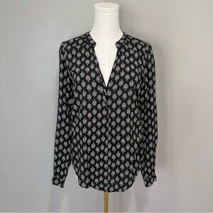 Velvet by Graham & Spencer V Neck Blouse Size XS